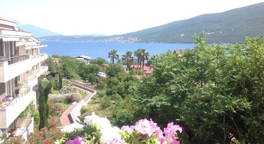 Villa Alla Bed And Breakfast Herceg Novi Cameră foto