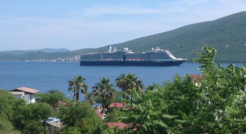 Villa Alla Bed And Breakfast Herceg Novi Cameră foto